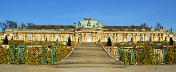 Sanssouci - Sorgenfri - var Fredrik den stores vakre sommerpalass. Foto: Wikimedia Commons 